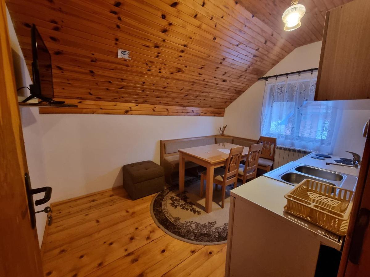Apartments Durdic Žabljak エクステリア 写真
